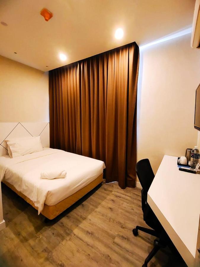 Capital Express Hotel Kota Kinabalu Kültér fotó